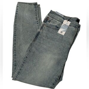 CURVE APPEAL Light Wash Denim High Rise Essential Skinny Jeans Size 14 **NEW**